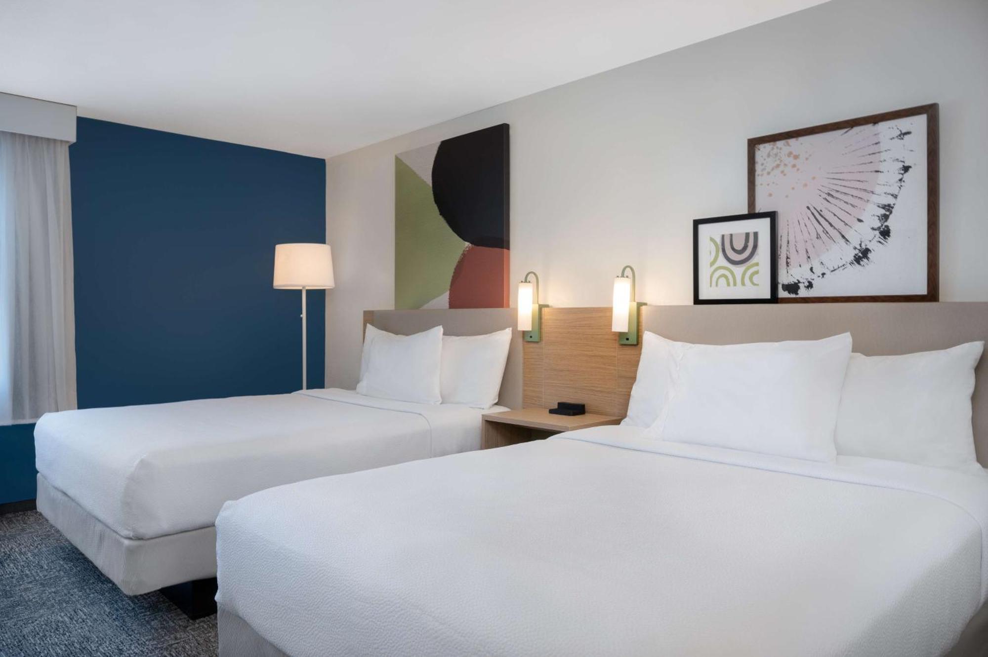 Spark By Hilton Savannah Midtown Екстериор снимка