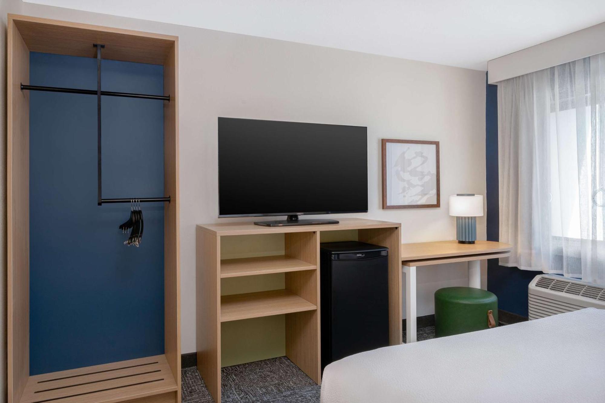 Spark By Hilton Savannah Midtown Екстериор снимка