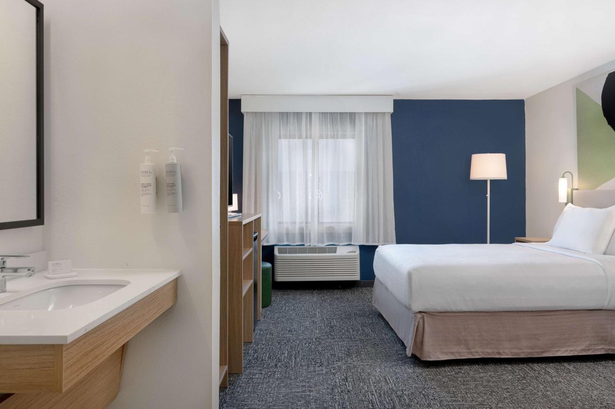 Spark By Hilton Savannah Midtown Екстериор снимка