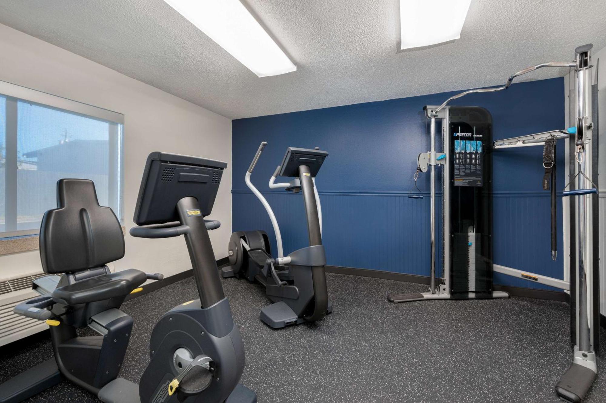 Spark By Hilton Savannah Midtown Екстериор снимка