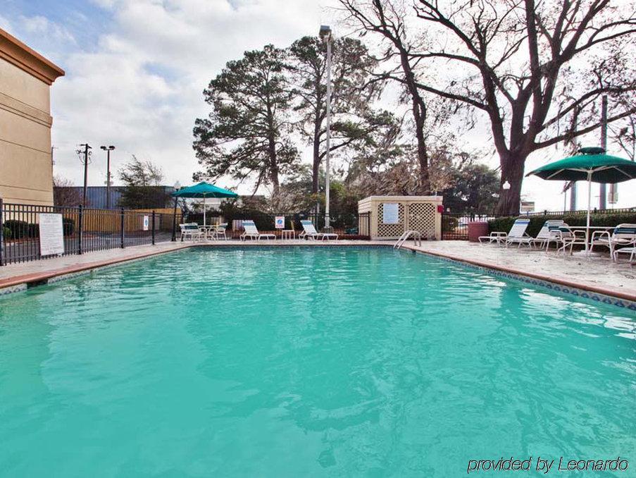Spark By Hilton Savannah Midtown Екстериор снимка